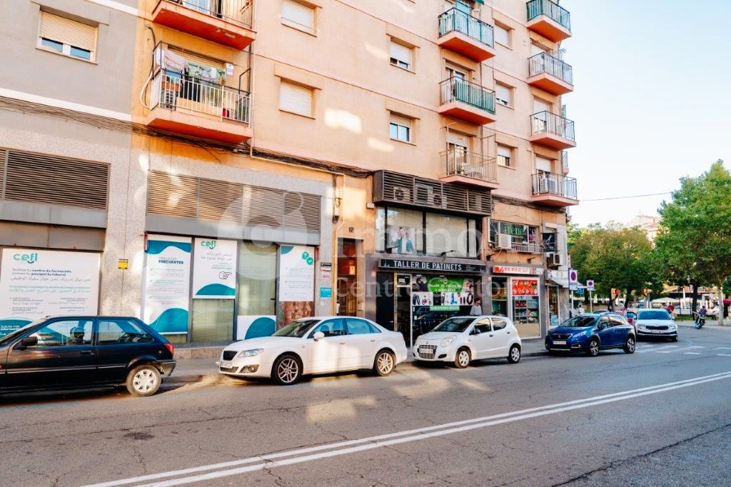 Vista exterior de Pis en venda en  Lleida Capital