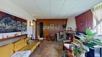 Sala d'estar de Pis en venda en Cerdanyola del Vallès