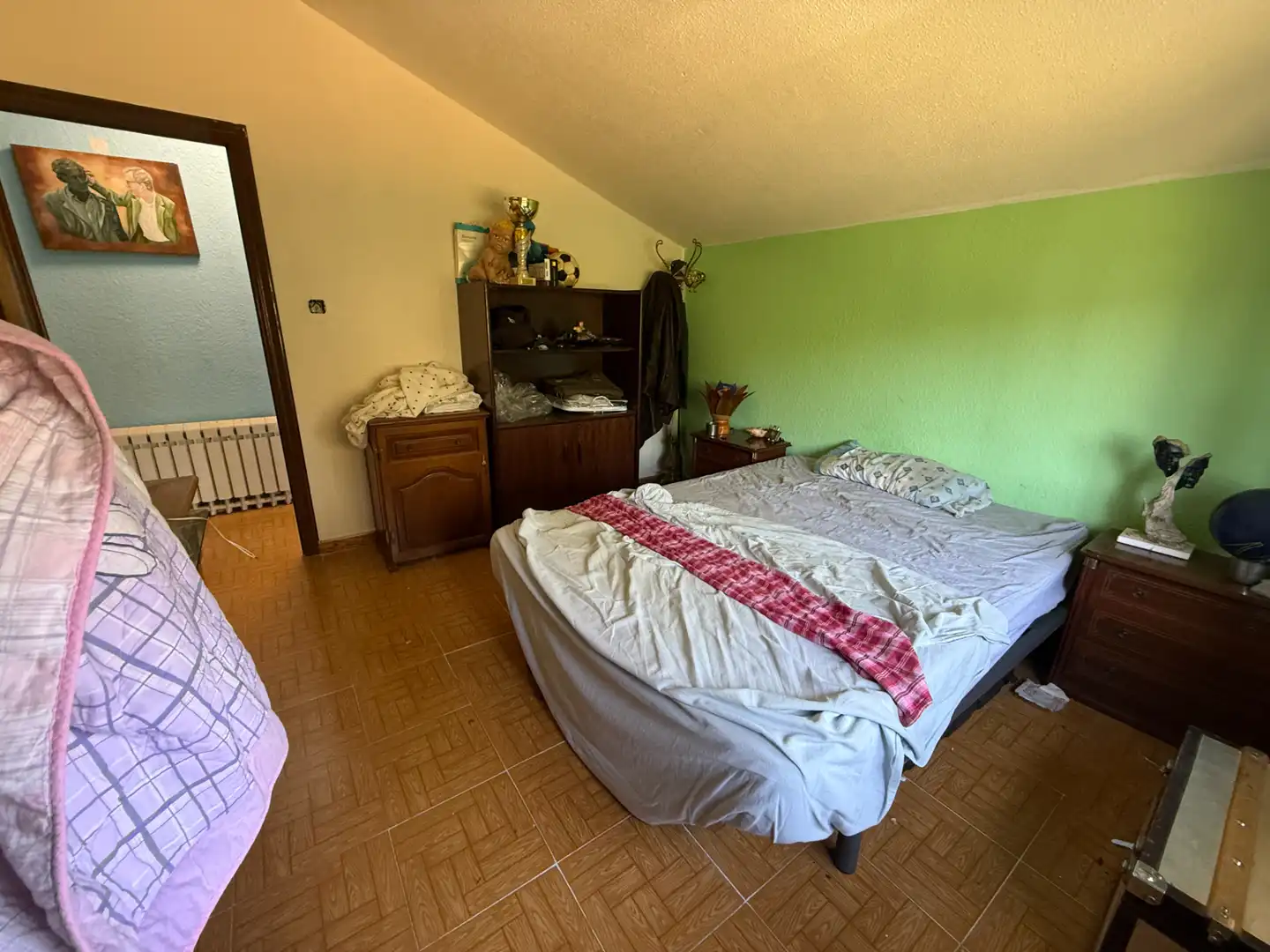 Dormitori de Casa o xalet en venda en Corvera de Asturias amb Calefacció, Jardí privat i Parquet