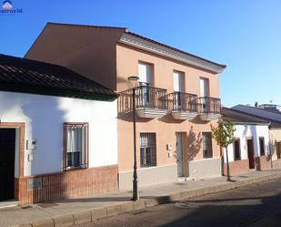 Exterior view of House or chalet for sale in San Bartolomé de la Torre  with Storage room and Balcony