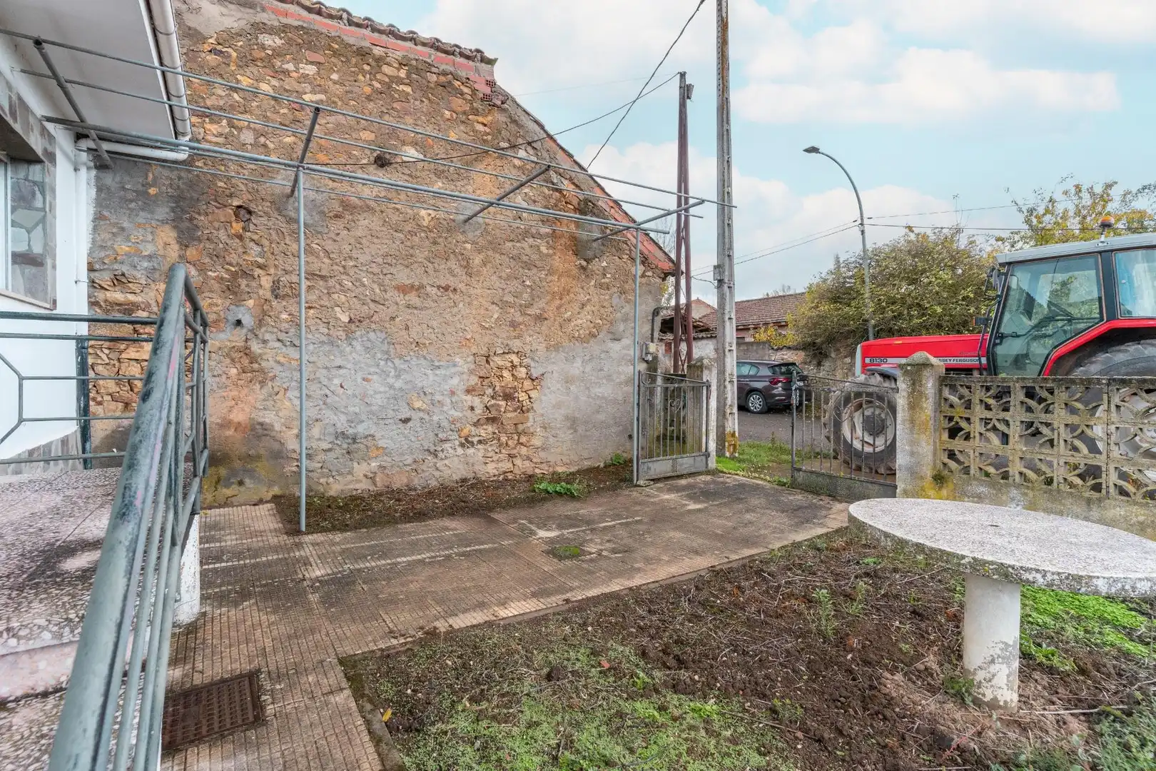 Parking of Houses for sale in Castrocontrigo  with Private garden, Terrace and Furnished