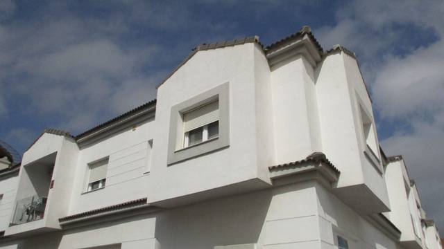 Piso en Alquiler en Vía Parque- Zona Gabriel Miró en San Pedro - Gabriel Miró - María Guerrero