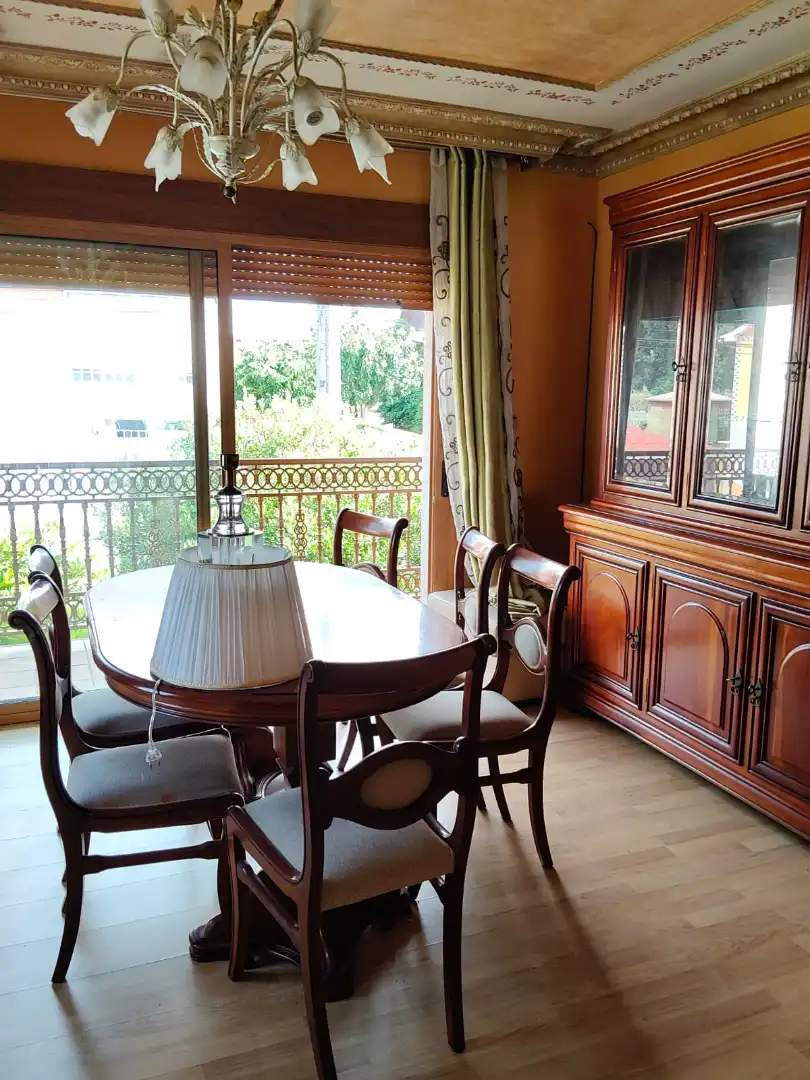 Comedor de Casa o chalet en venta en Poio con Calefacción, Jardín privado y Terraza