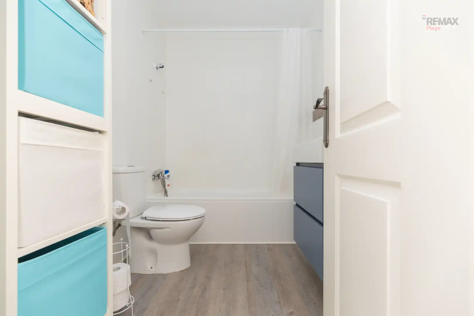 Terraced house with pool for sale in Calle Magallanes 142, imagen 20