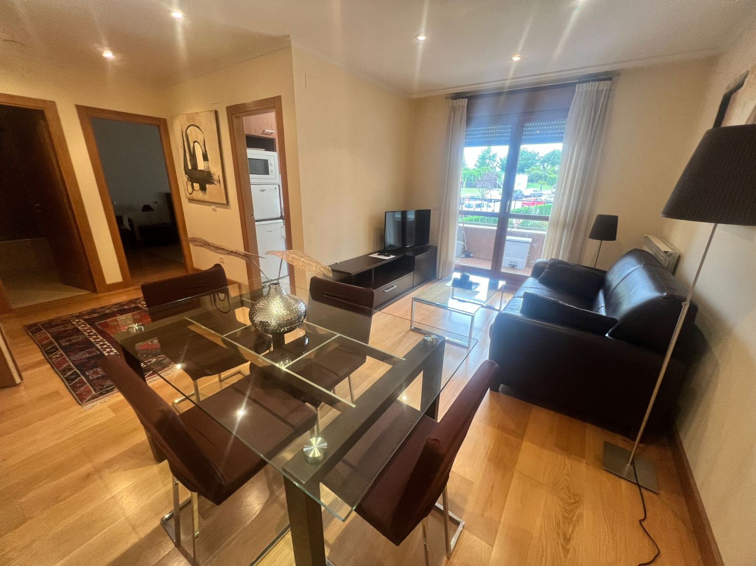 Sala d'estar de Pis de lloguer en Oviedo  amb Calefacció, Terrassa i Traster