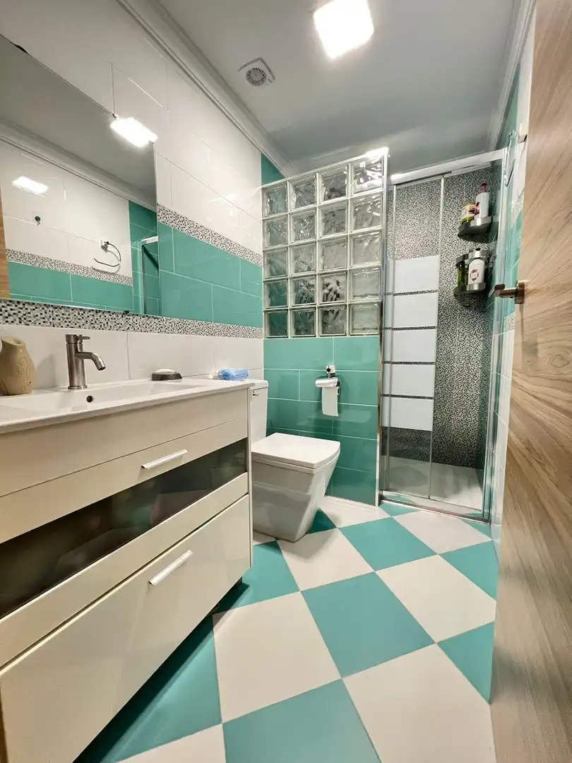 Bathroom of Houses for sale in Ubrique  with Air Conditioner and Balcony