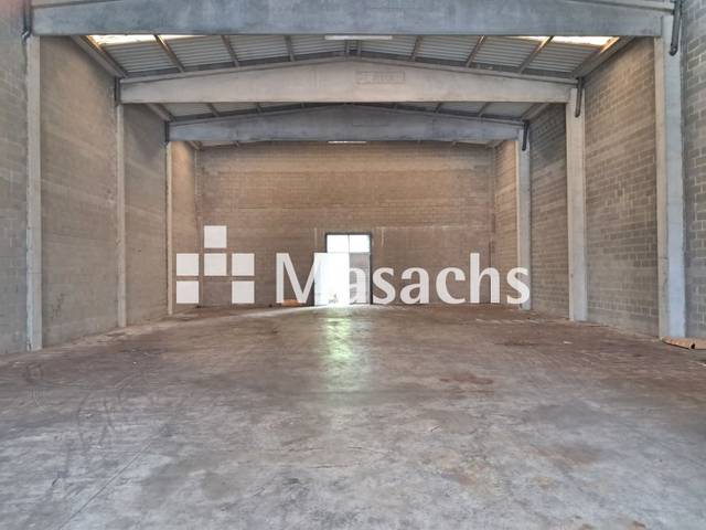 Nave industrial en Alquiler en La Cellera de Ter