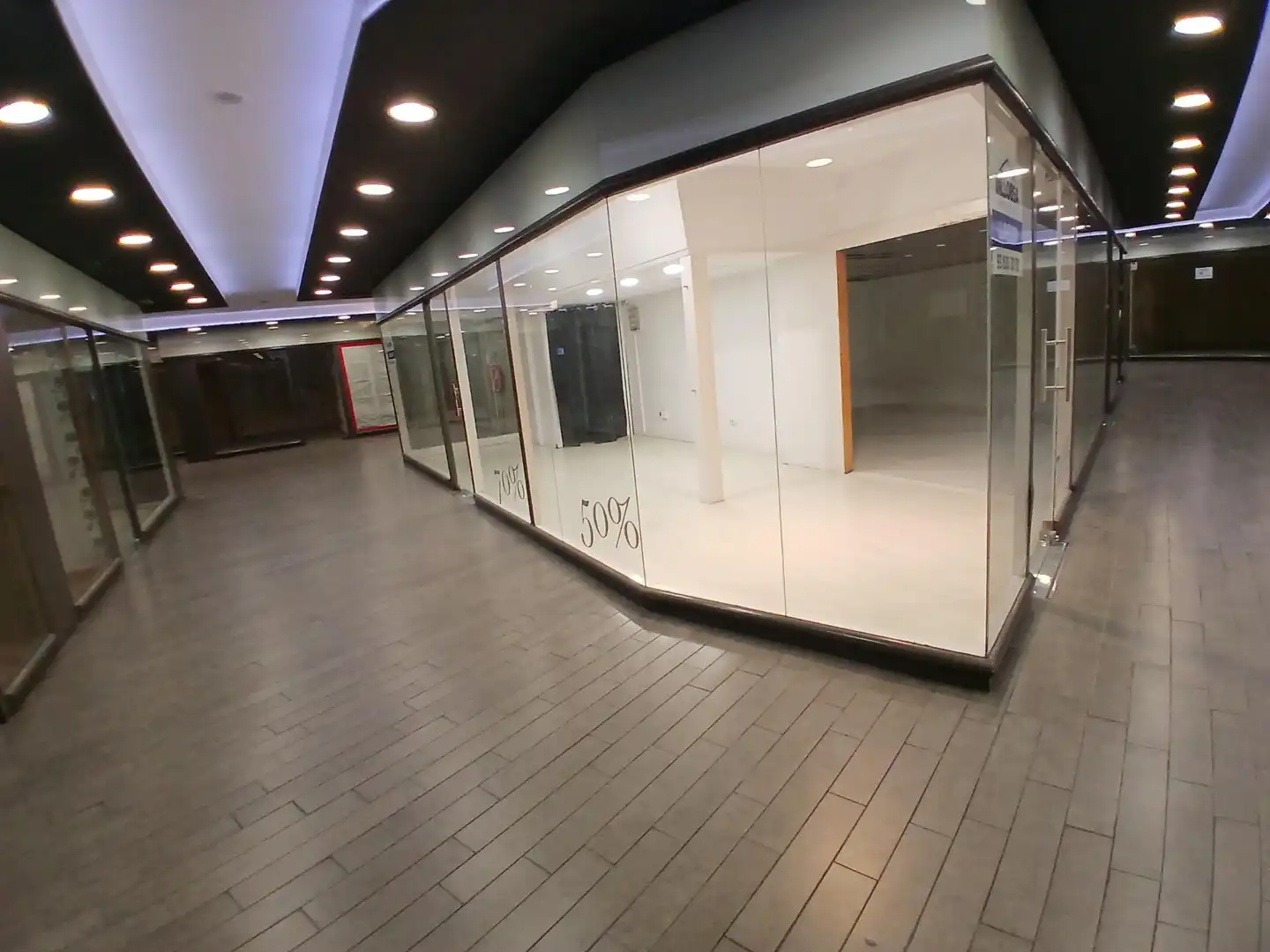 Gewerbefläche zur Miete in Centre - Passeig i Rodalies, imagen 3