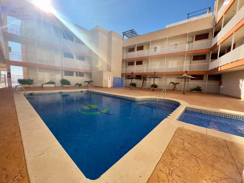 Schwimmbecken von Wohnung zur Miete in Mazarrón mit Schwimmbad, Möbliert und Waschmaschine