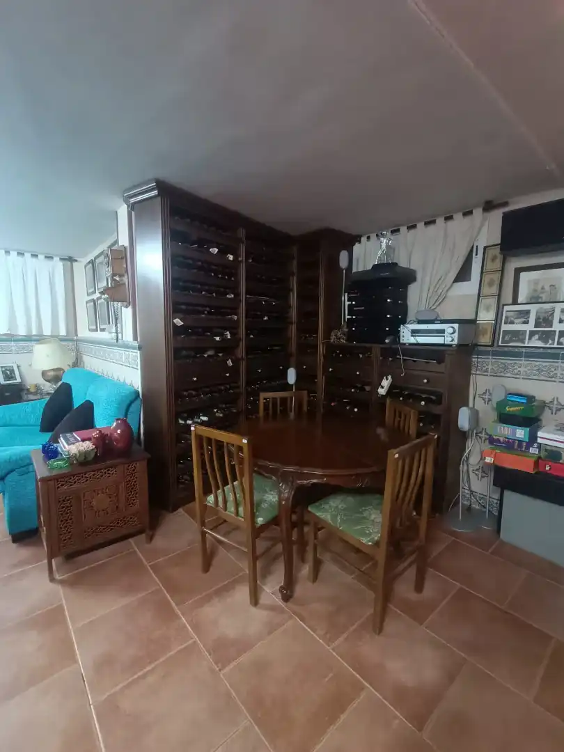 Casa adosada en venda a Calle Nardos, 1, Almendralejo