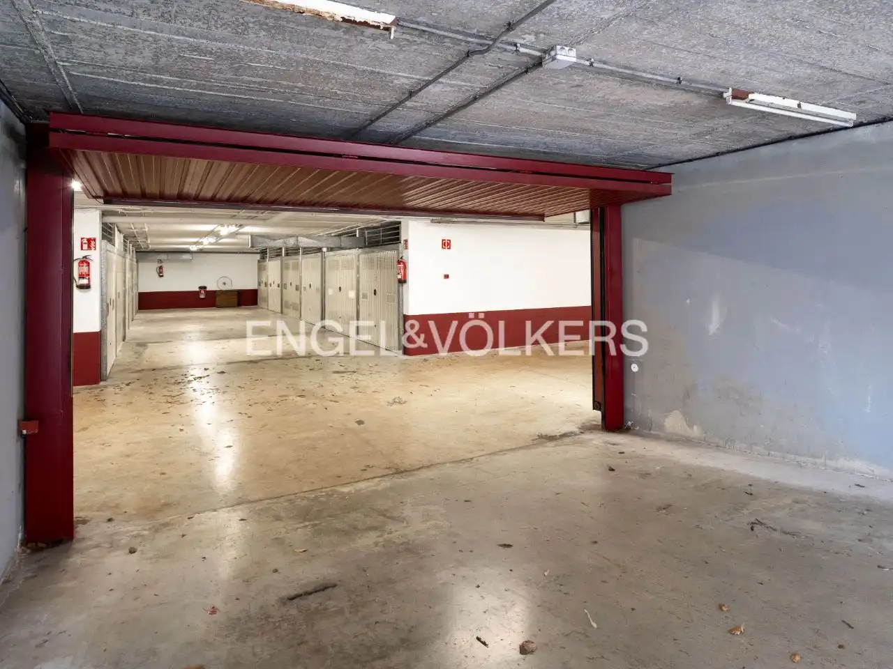 Parkplatz von Garage zum Verkauf in Donostia - San Sebastián 