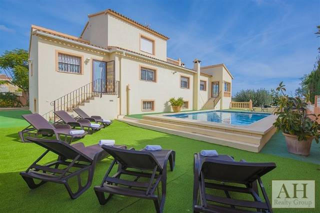 Casa-chalet en Venta en Gargasindi - Garduix - Colina del Sol
