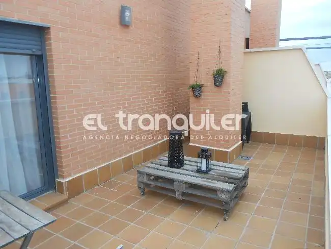 Terrassa de Àtic de lloguer en Madrid amb Aire condicionat, Terrassa i Traster