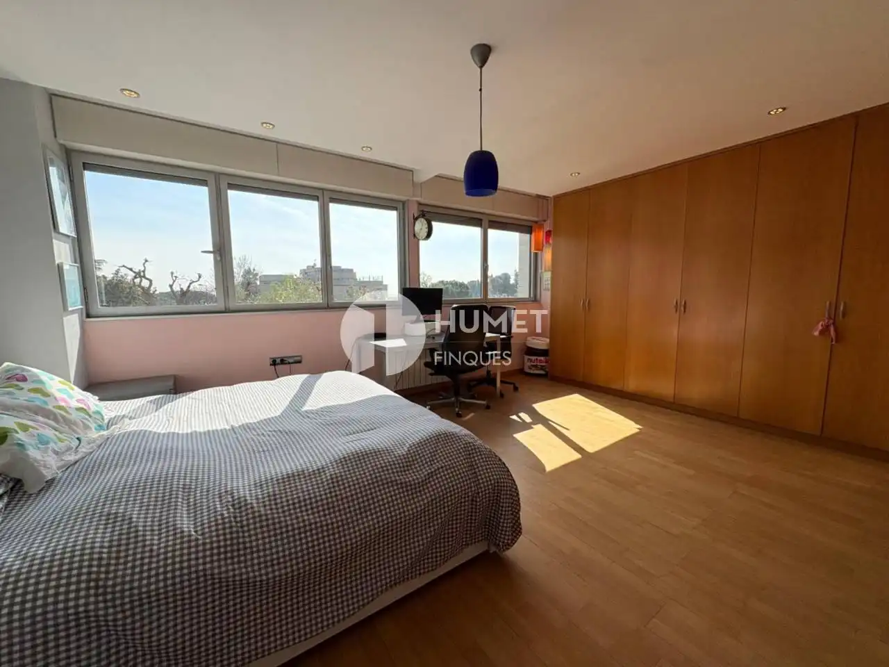 Habitación de Casa o chalet en venta en Barcelona con Aire acondicionado, Calefacción y Jardín privado