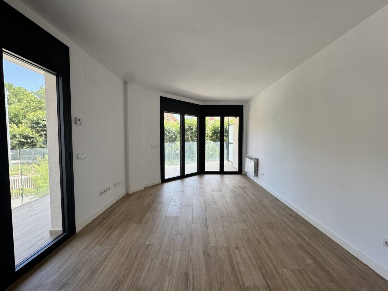 Sala de estar de Piso en venta en Olot con Aire acondicionado, Calefacción y Terraza