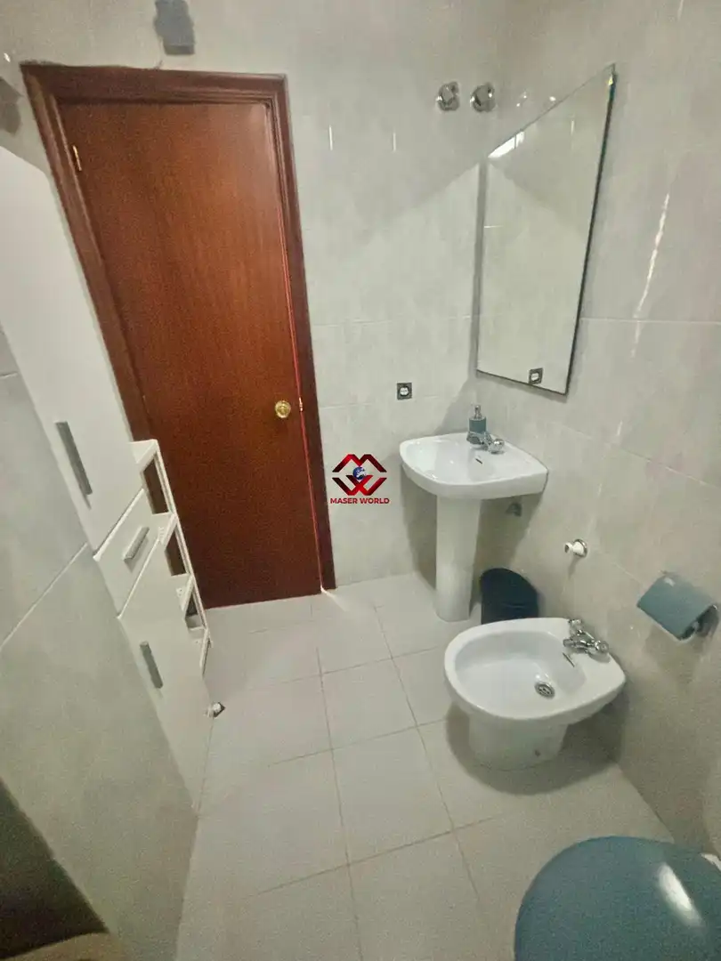 Baño de Apartamento en venta en San Pedro del Pinatar con Aire acondicionado, Calefacción y Amueblado