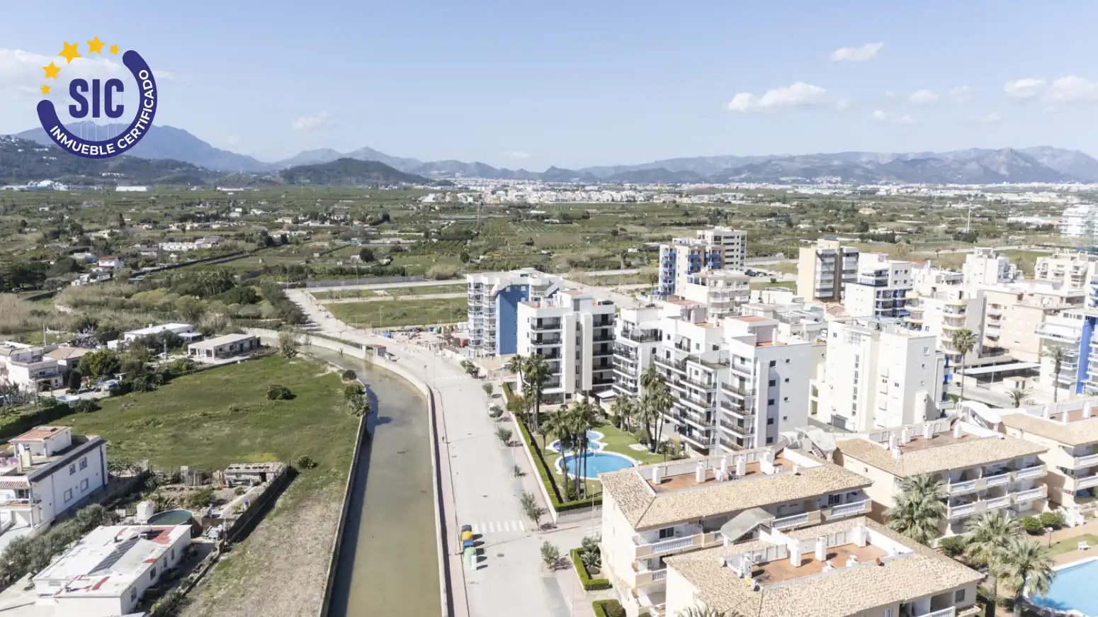 Außenansicht von Wohnung zum Verkauf in Piles mit Klimaanlage, Terrasse und Schwimmbad