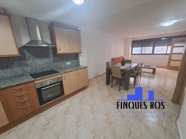 Dúplex con balcón en venta en Casco Urbano