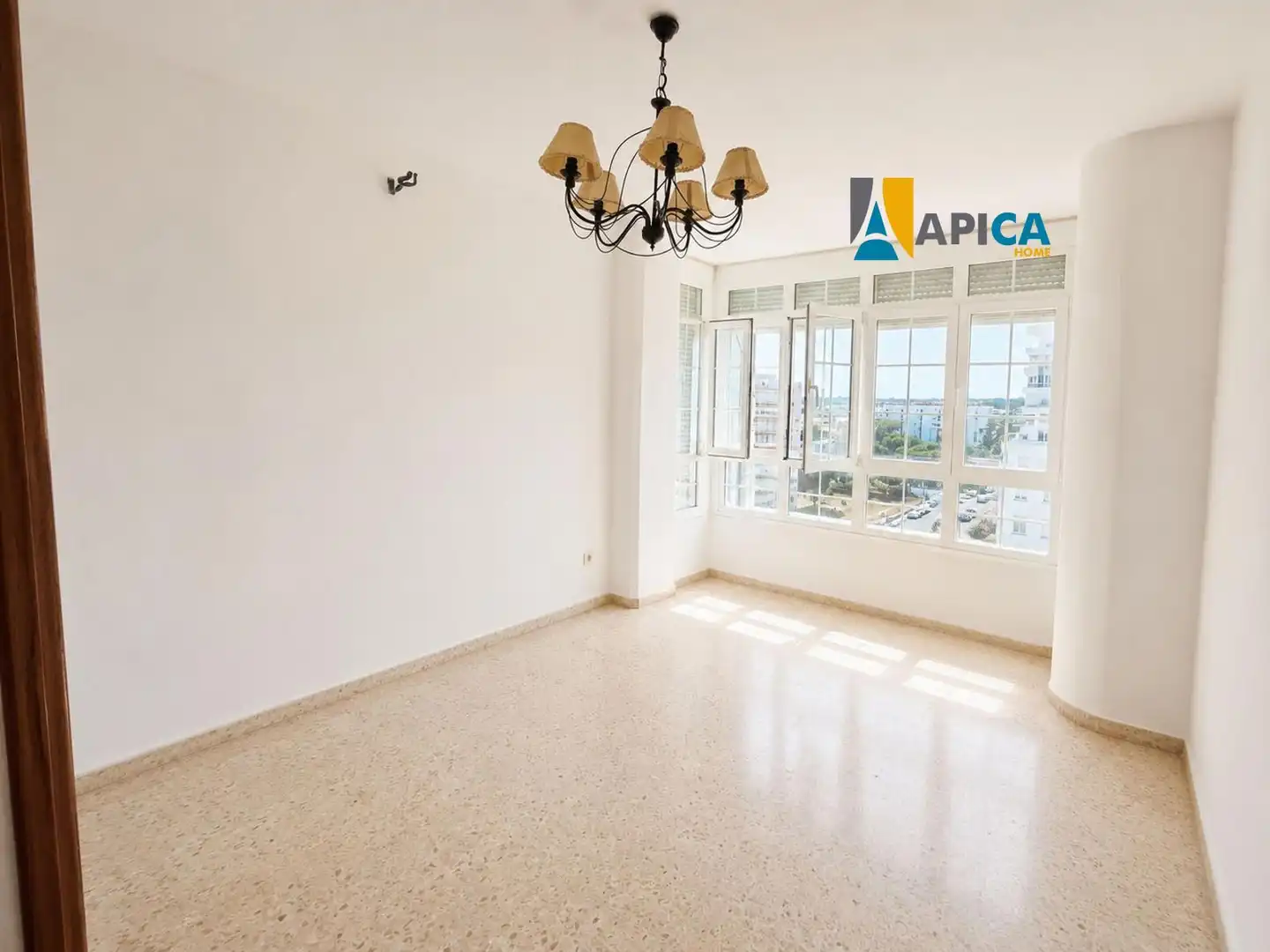 Sala de estar de Piso en venta en El Puerto de Santa María con Aire acondicionado y Terraza