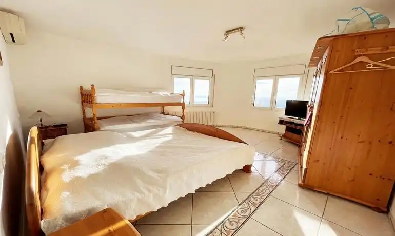 Dormitori de Casa o xalet en venda en Roses amb Jardí privat, Terrassa i Balcó