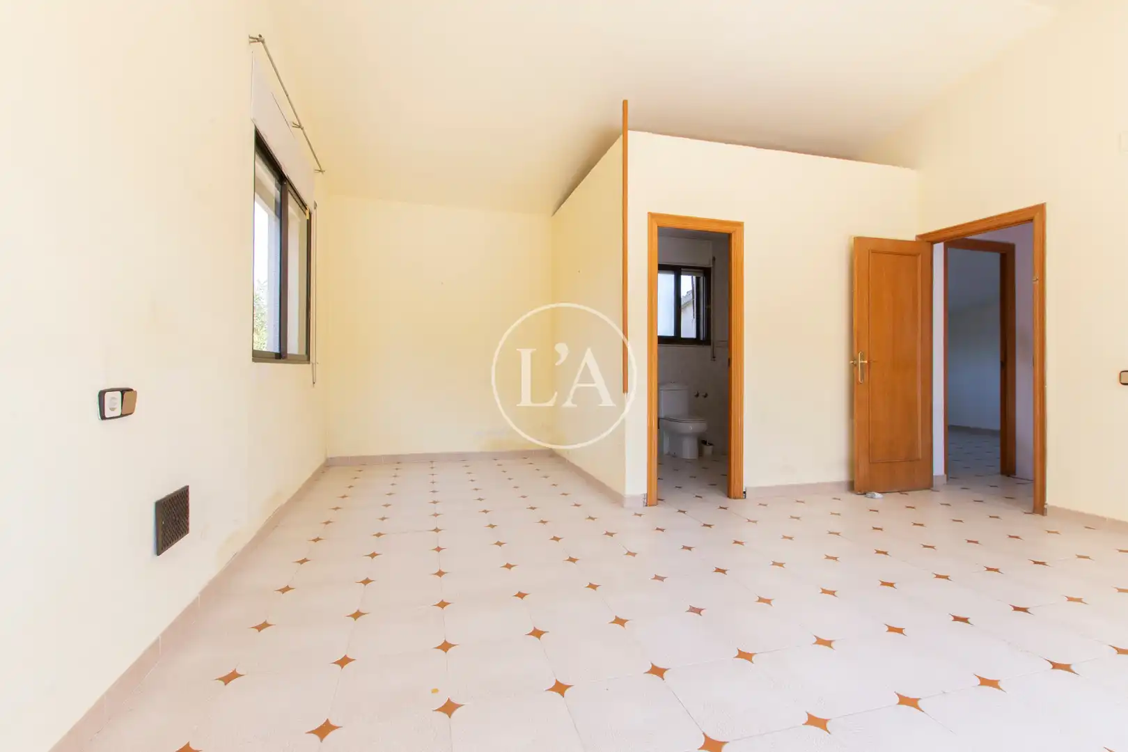 Dormitori de Casa o xalet en venda en Cambrils amb Jardí privat, Terrassa i Traster