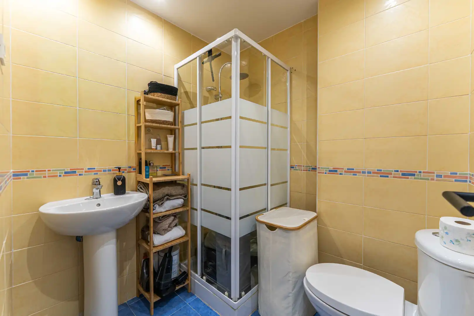 Baño de Dúplex en venta en Arroyomolinos (Madrid) con Aire acondicionado, Calefacción y Terraza