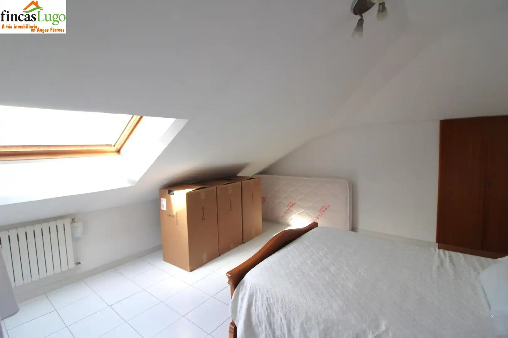 Habitación de Casa o chalet en venta en Lugo con Jardín privado, Terraza y Trastero