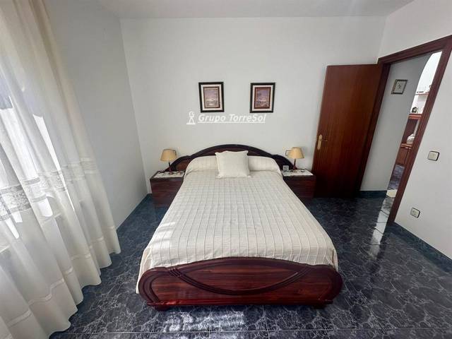 Casa-chalet en Venta en Lluis Domenech i Montaner en La Franquesa - Oasis Park