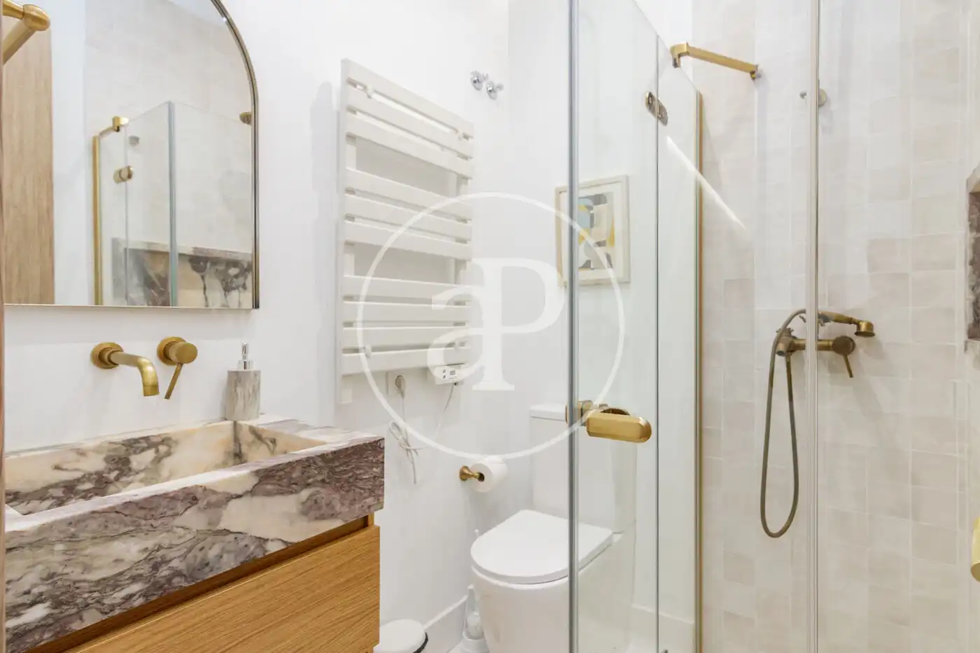 Baño de Piso en venta en Madrid con Aire acondicionado, Calefacción y Amueblado