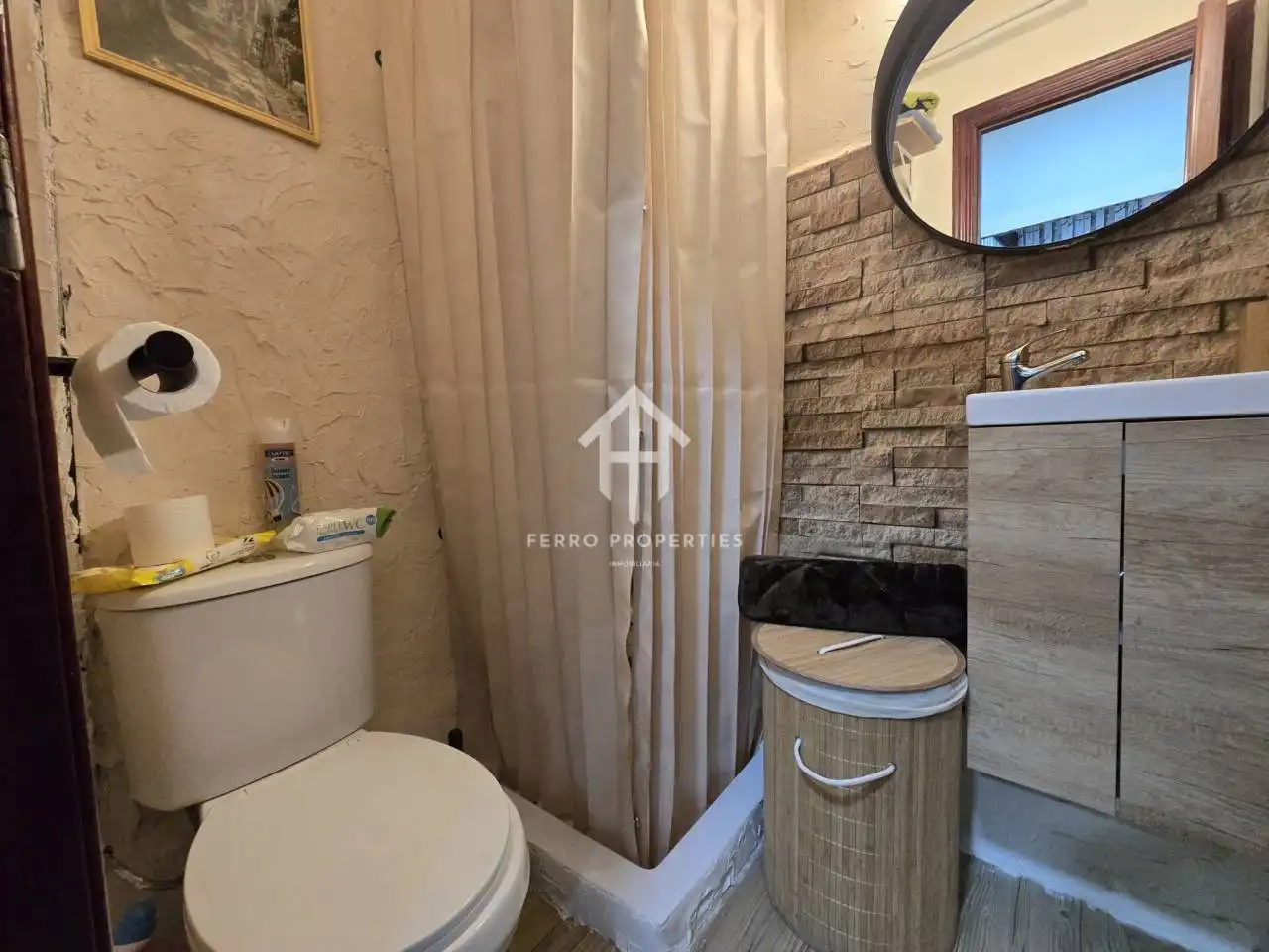 Baño de Piso en venta en Rute con Aire acondicionado, Trastero y Amueblado