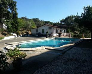 Piscina de Casa o xalet en venda en  Córdoba Capital amb Jardí privat, Traster i Piscina