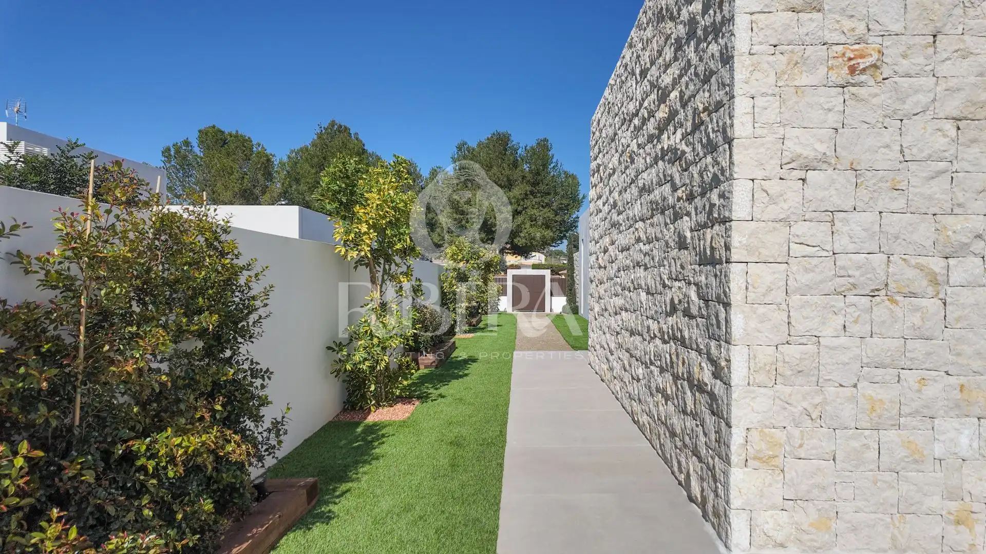 Jardín de Casa o chalet en venta en L'Eliana con Aire acondicionado, Calefacción y Jardín privado