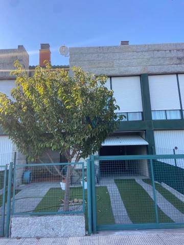 Casa-chalet en Venta en A Peroxa