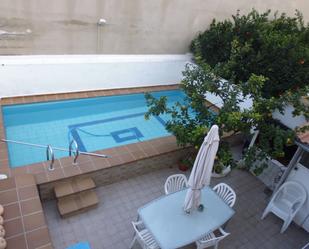 Swimming pool of House or chalet for sale in Alzira  with Air Conditioner, Terrace and Swimming Pool