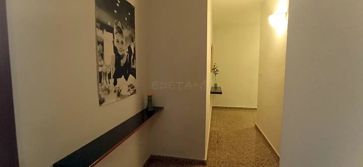 Apartamento de alquiler en Moncada con Aire acondicionado, Terraza y Amueblado