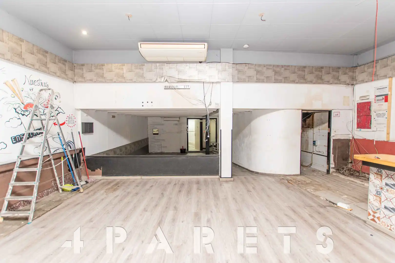 Commercial properties for sale in Canet de Mar  with Air Conditioner