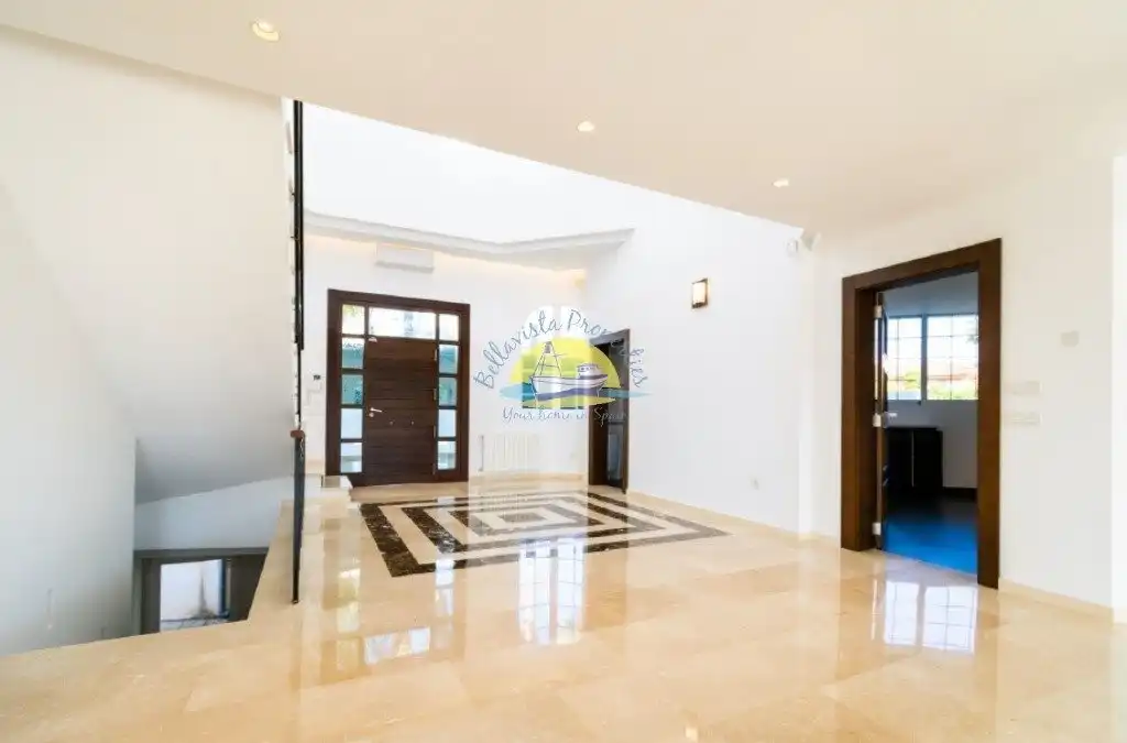 Casa o chalet en venta en L'Alfàs del Pi con Aire acondicionado, Jardín privado y Terraza