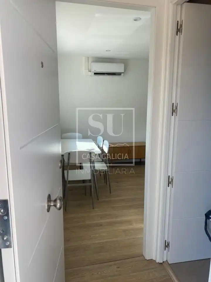 Schlafzimmer von Wohnung zur Miete in Baiona mit Klimaanlage, Heizung und Möbliert