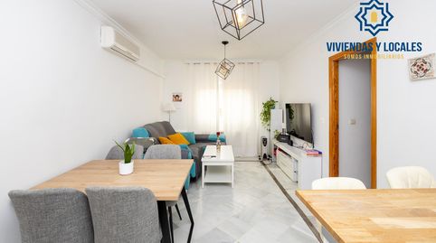 Foto 3 de Piso en venta en Calle Gonzalo de Berceo, La Zubia Ciudad, La Zubia