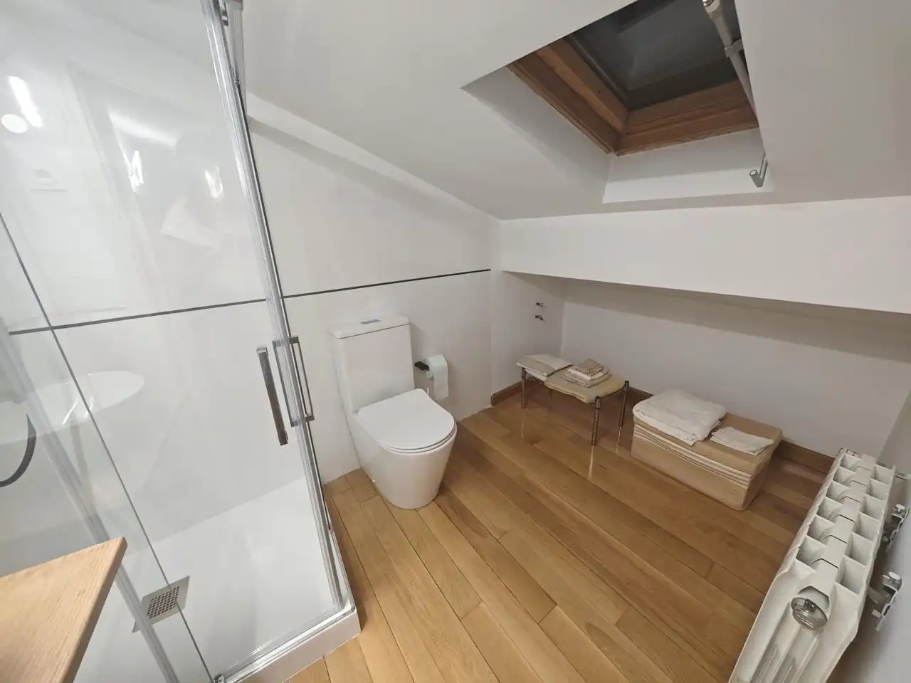 Bany de Casa o xalet en venda en Navaconcejo amb Aire condicionat i Terrassa