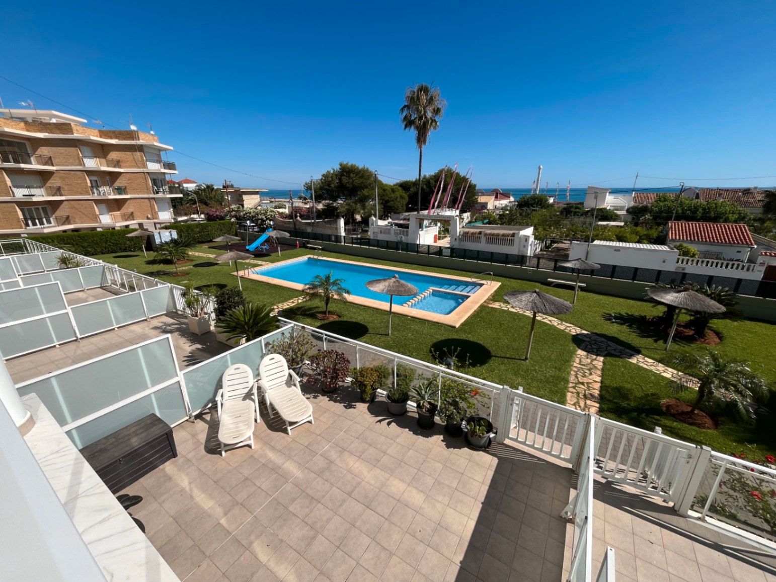 Swimming pool of Apartment for sale in Dénia  with Air Conditioner, Heating and Terrace