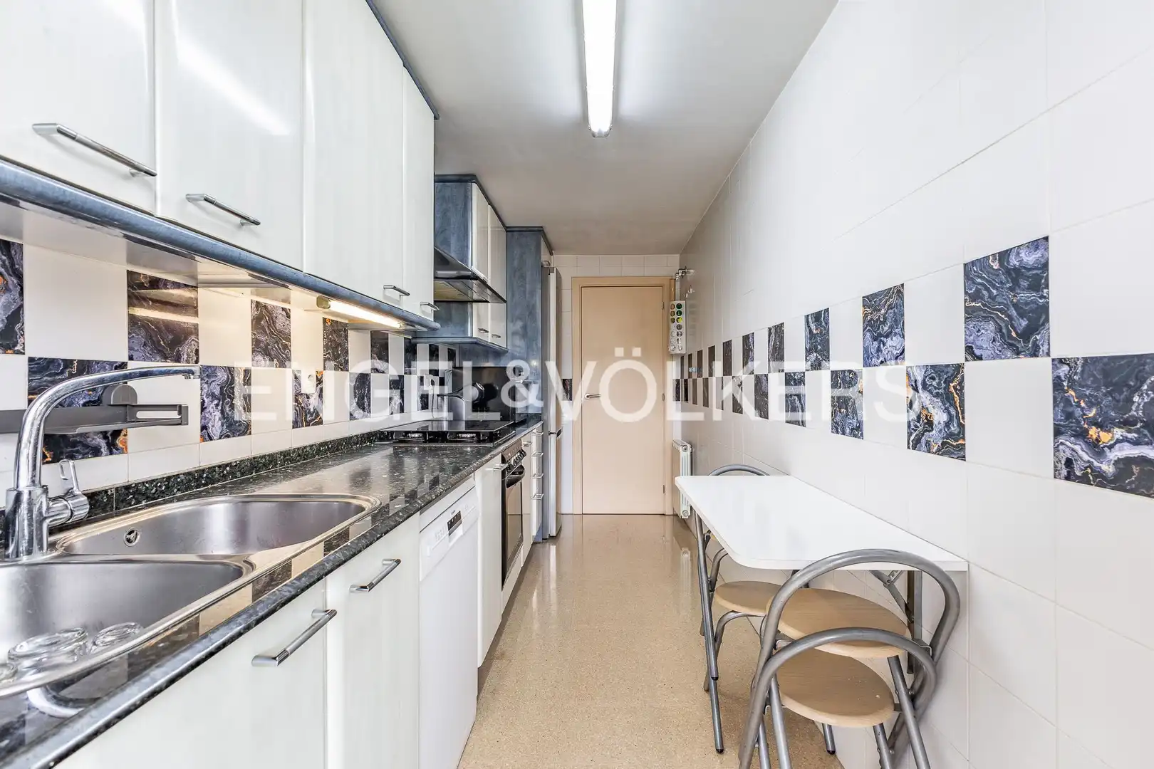 Cuina de Pis en venda en Barcelona amb Aire condicionat, Calefacció i Parquet