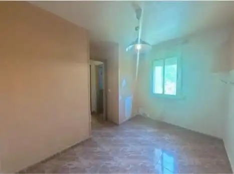 Bedroom of Apartments for sale in Terrassa