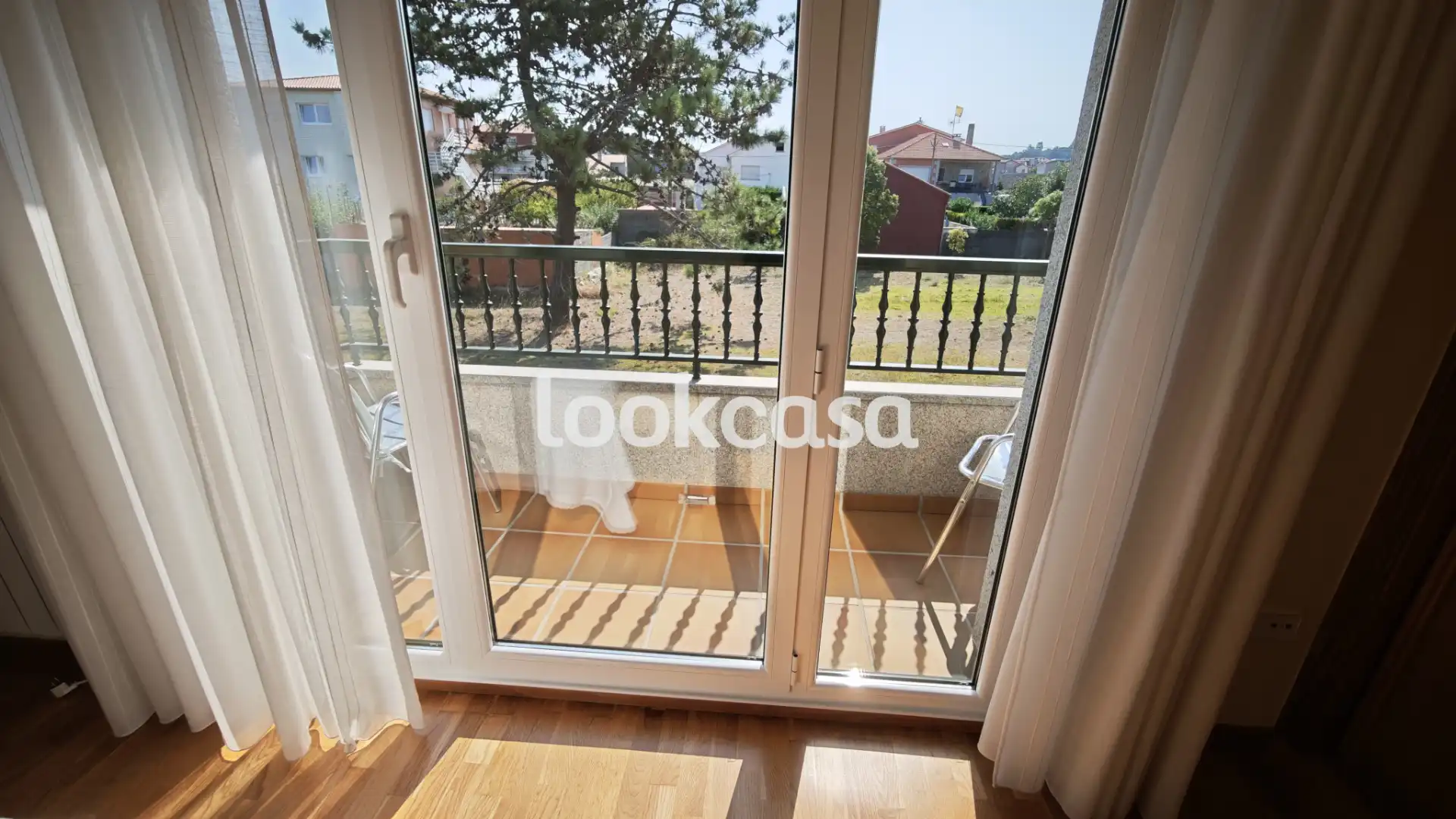 Dormitori de Pis en venda en Sanxenxo amb Calefacció, Jardí privat i Parquet