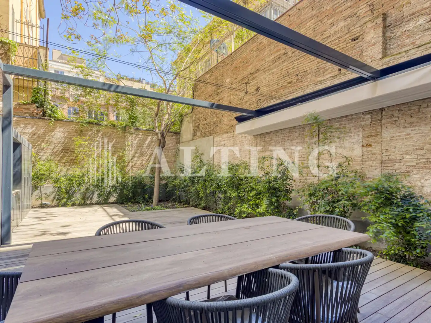 Appartamento con terrazza in vendita a Carrer Pau Claris, imagen 8