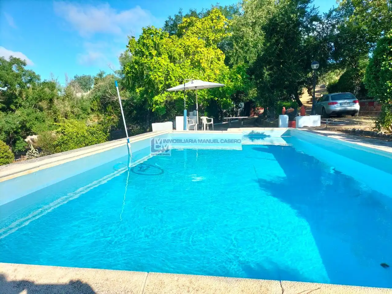 Piscina de Casa o xalet en venda en Cáceres amb Calefacció, Jardí privat i Traster
