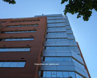 Vista exterior de Oficina en venda en Mollet del Vallès amb Aire condicionat