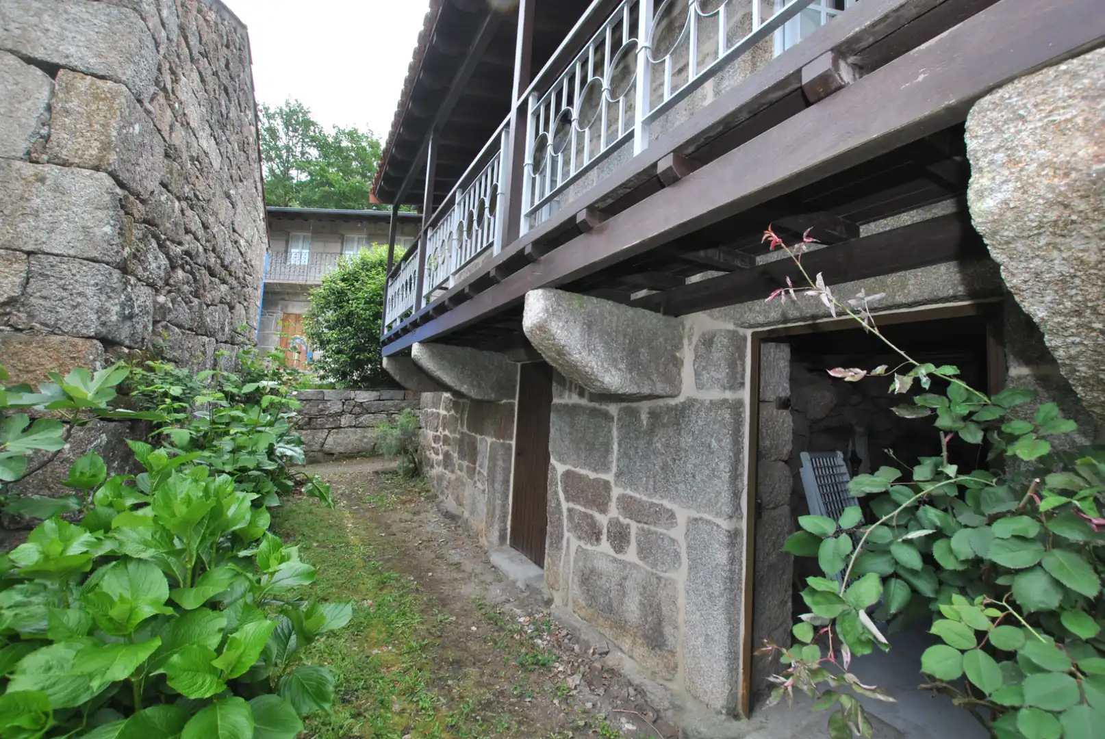 Vista exterior de Casa adosada en venta en A Arnoia con Terraza, Trastero y Horno