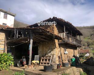 Vista exterior de Casa o xalet en venda en Lena