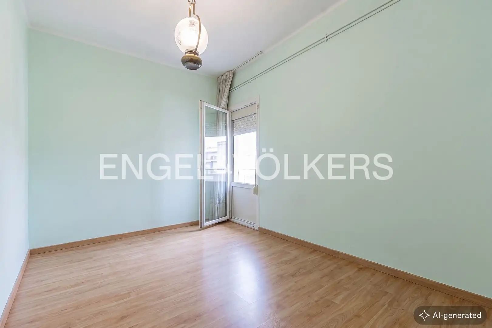 Flat for sale in Barcelona  with Heating and Parquet flooring